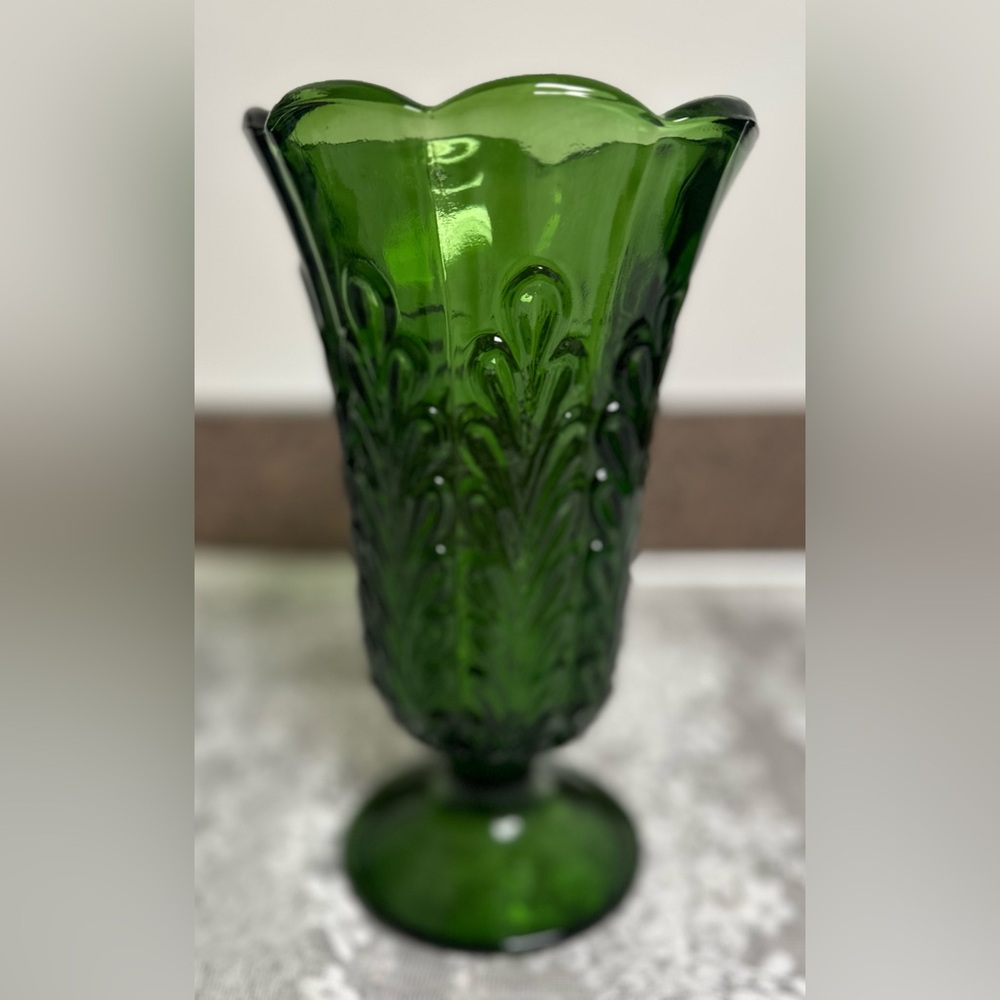 Deep Green Embossed Glass Vase - Decorative Accent
